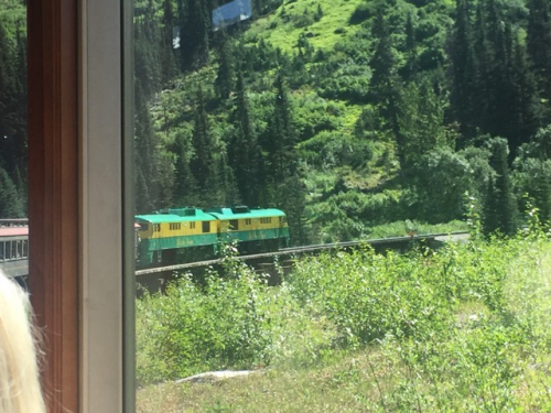 Auf der Yukon-Route mit der Eisenbahn
