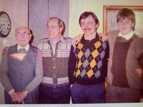   4 Generationen
